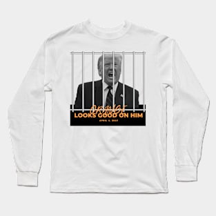 Trump indictment Long Sleeve T-Shirt